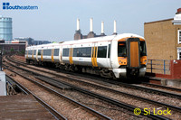 375301